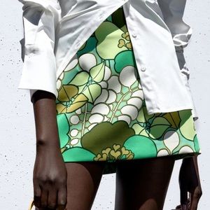 Zara green floral skirt